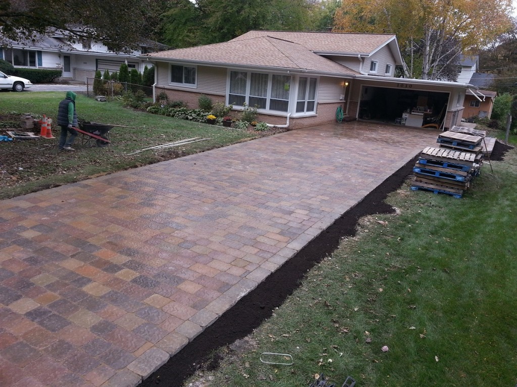 How To Lay A Brick Driveway?