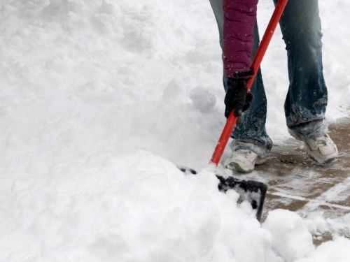 Paving Stone Maintenance During Winter - What Tools to Avoid