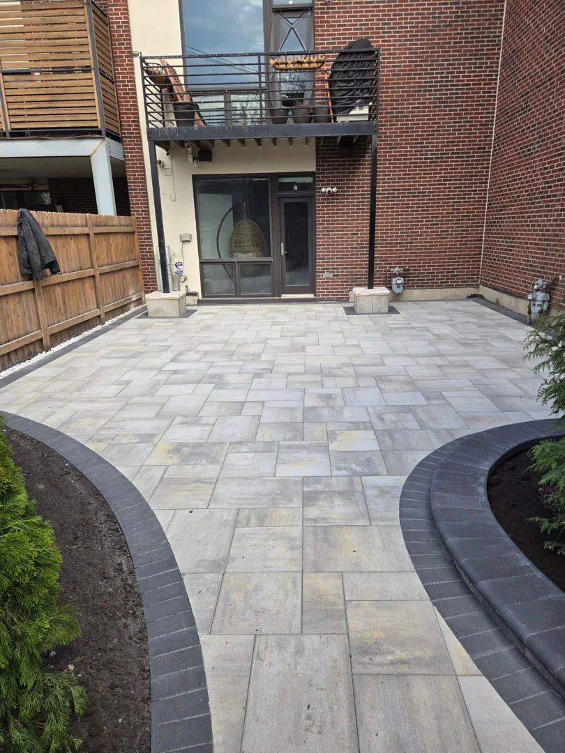 3D paving design visualization showing backyard patio layout