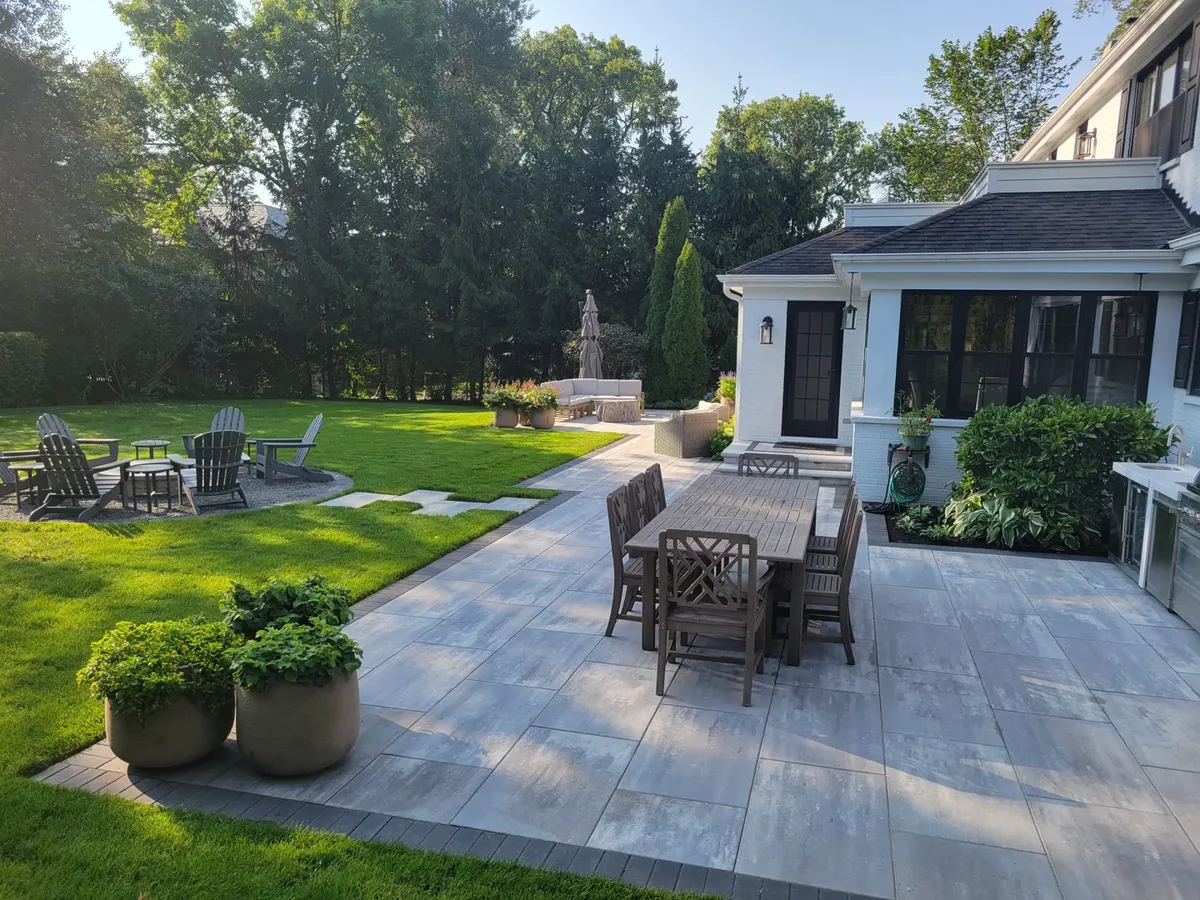 outdoor living room with brick pavers